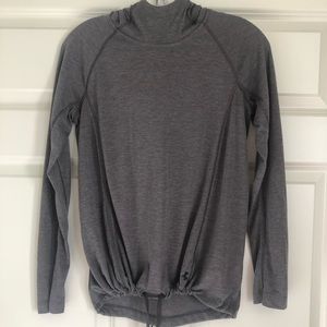 Women's Under Armour Heat Gear Hoodie, Size XS